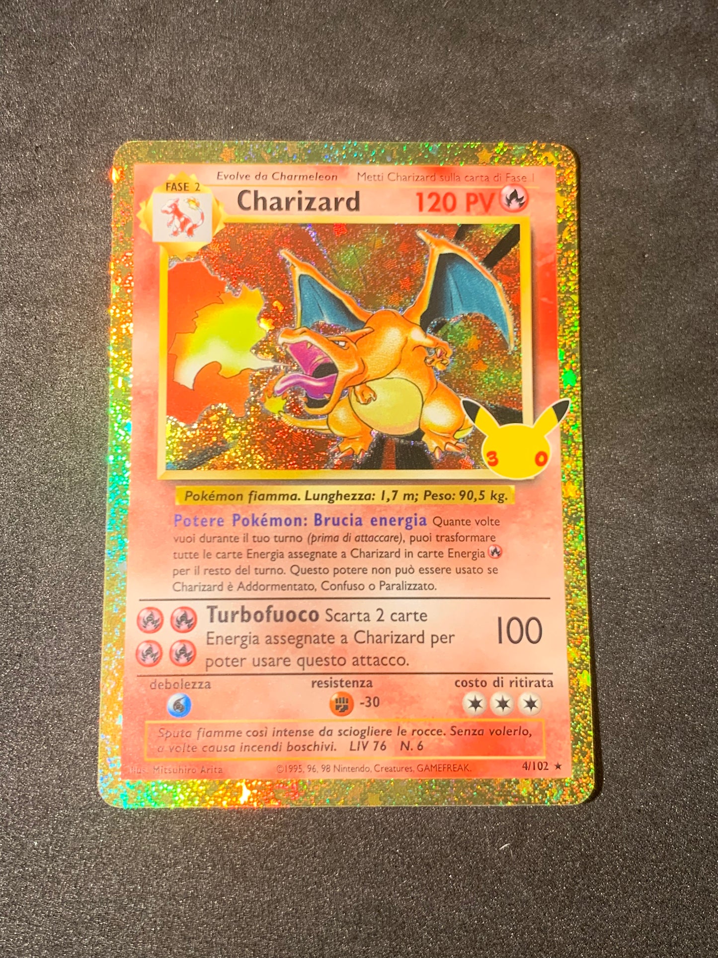 Charizard Holo Stumped 4/102 30° anniversario - Near Mint